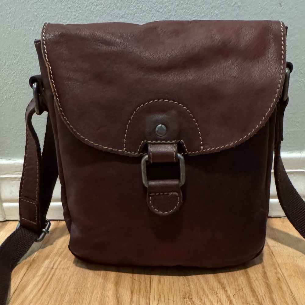 Jack Georges crossbody